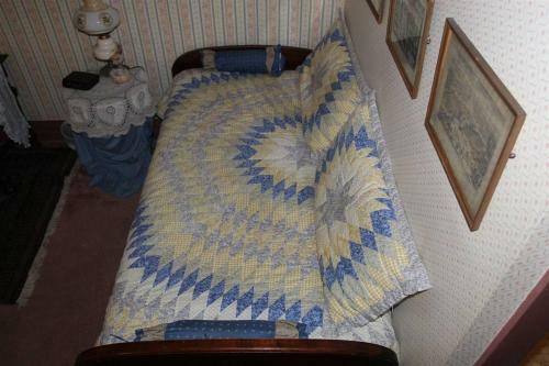 Corners Mansion Inn - A Bed And Breakfast