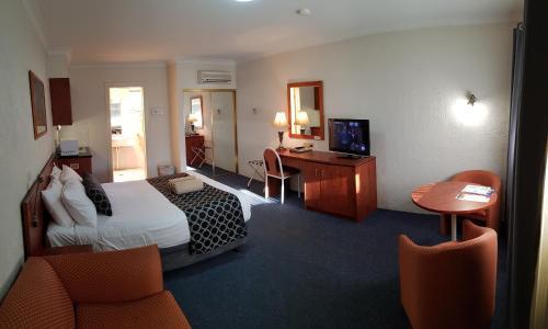 Amber Court Motor Inn