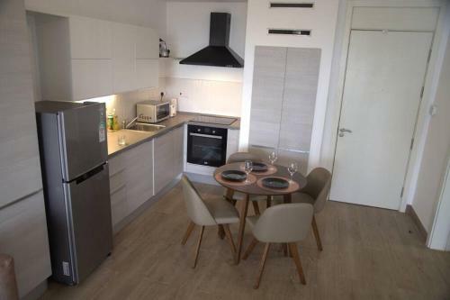 Lovely Two Bedroom Serviced Apartment With Pool