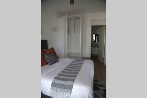 Lovely Two Bedroom Serviced Apartment With Pool