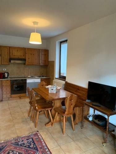 Apartamento Trilocale Fumeclo