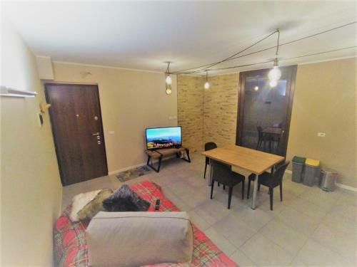 Adamello Peak Vacation Apartments
