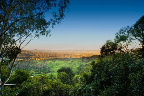 Lodge Treetops Seaview Montville