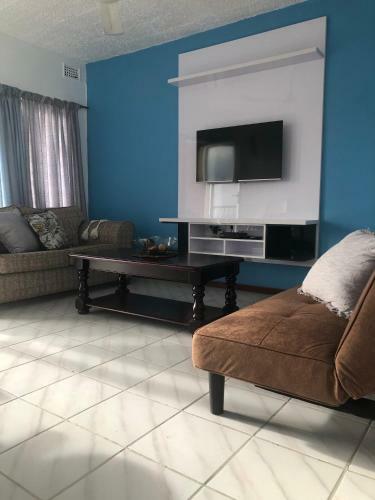 Apartamento Seaview Getaway - Amanzimtoti