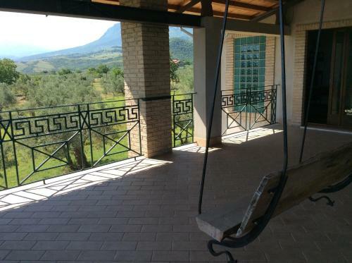Casa Vacanza Poesia D'abruzzo - Cr 06804dueaffzerozerozerodue Tocco Da Casauria
