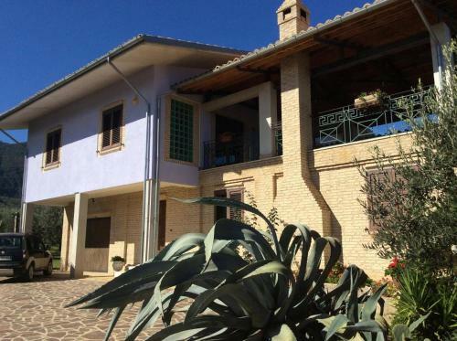 Casa Vacanza Poesia D'abruzzo - Cr 06804dueaffzerozerozerodue Tocco Da Casauria