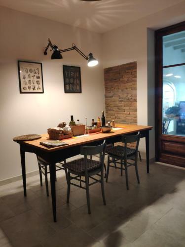 Panoramic Country House Near Vinci-tuscany