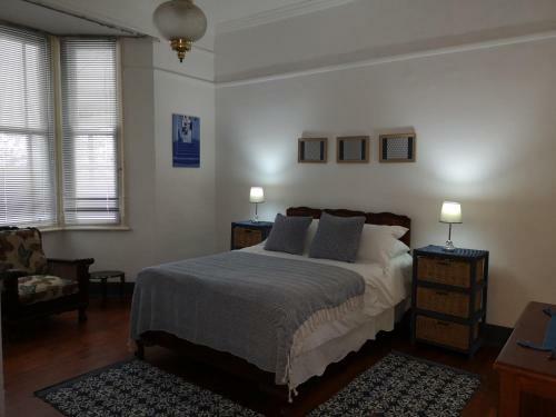Hostal Windsor Cottage