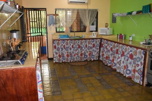 Pura Vida Mini Hostel - Tamarindo Costa Rica