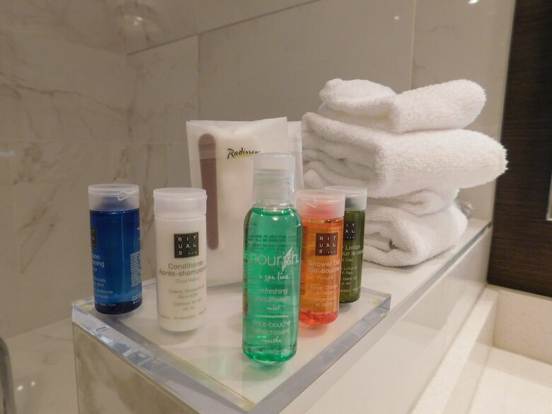 Radisson Hotel & Conference Center Calgary Airport East