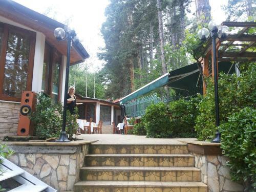 Hostal Guest House Cheshmeto