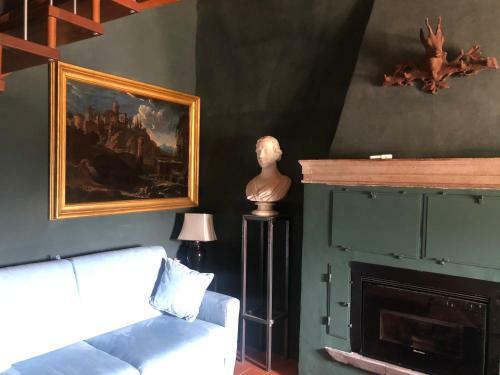 Hostal Torre Caetani- Night In A Medieval Tower