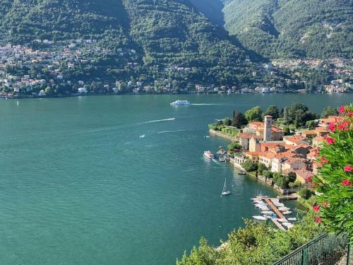 L'una Di Lago Lake Apartment With Parking