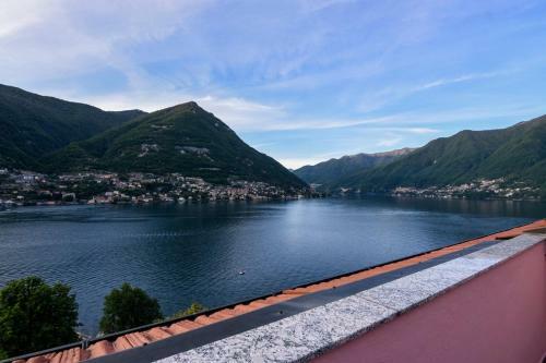 L'una Di Lago Lake Apartment With Parking