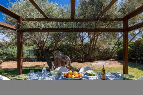 Deliziosa Villa A 500 Metri Dal Mare Con Piscina