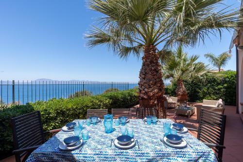 Splendida Villa Con Vista Mozzafiato E Piscina