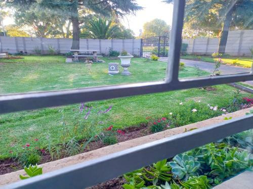 Hostal Diamond House Guesthouse And Retreat Centre