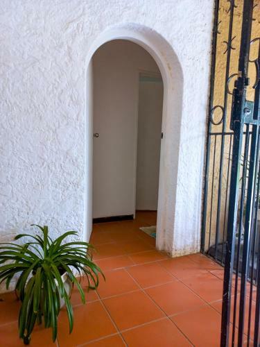 Hostal Diamond House Guesthouse And Retreat Centre