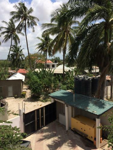 Triniti Airport Hotel