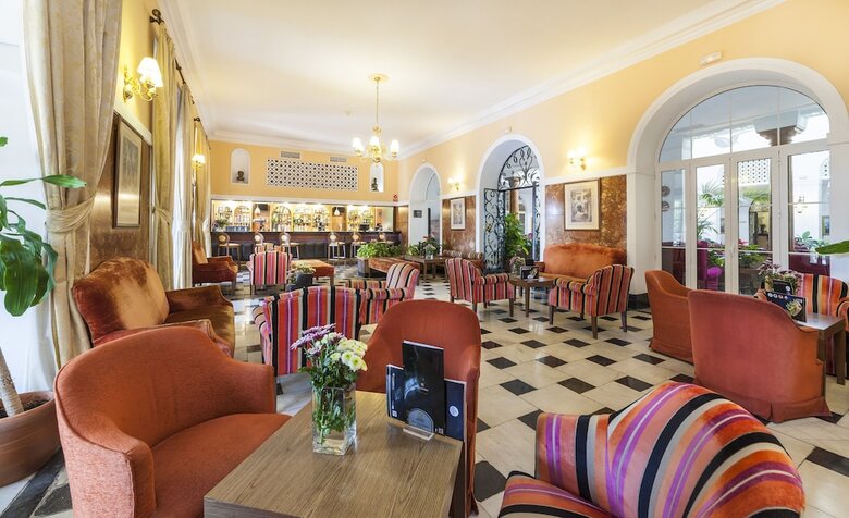 Hotel Globales Reina Cristina