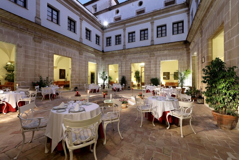 Hotel Crisol Monasterio De San Miguel