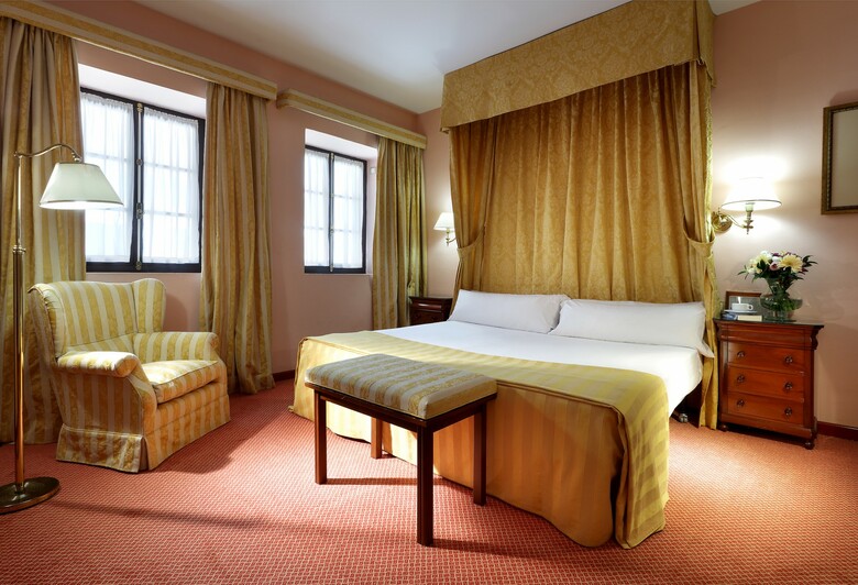 Hotel Crisol Monasterio De San Miguel