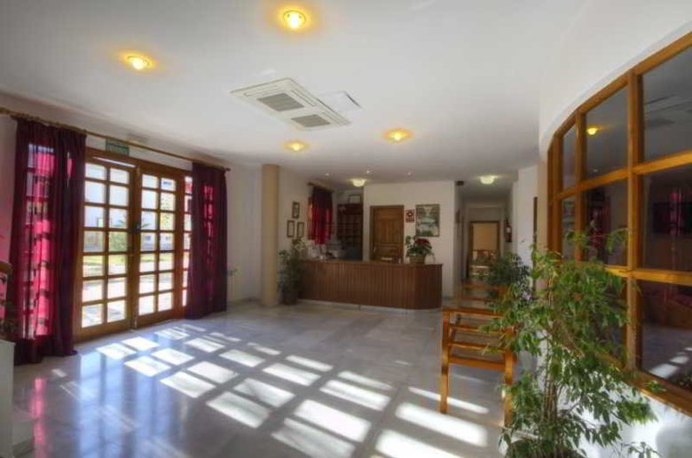 Hotel El Almendral (.)