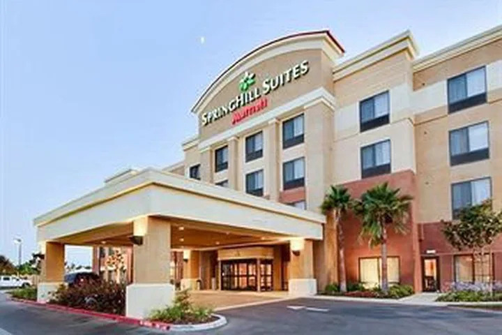 Hotel Springhill Suites Fresno