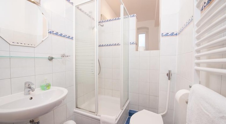 Apartamento Zimmervermietung H�rtig