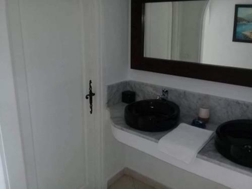 Hostal Maamoura Beach House