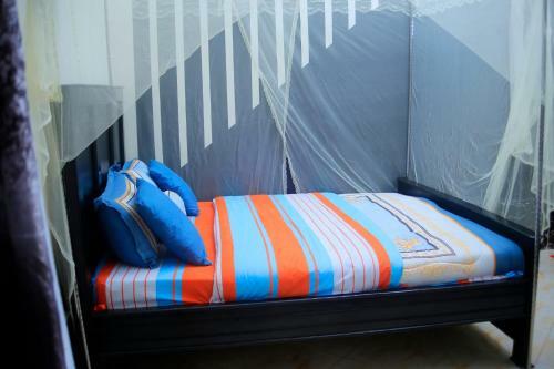 Free Wifi, Free Breakfast At Awooooo Accommodation Kampala