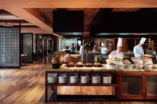 Sanya Shanhaitian Hotel