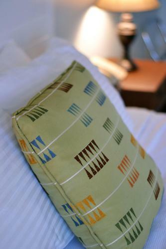 Anchor Inn Hotel And Suites