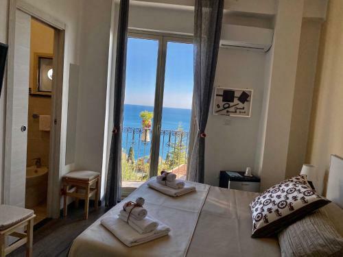 Bed & Breakfast Chiaro Di Luna