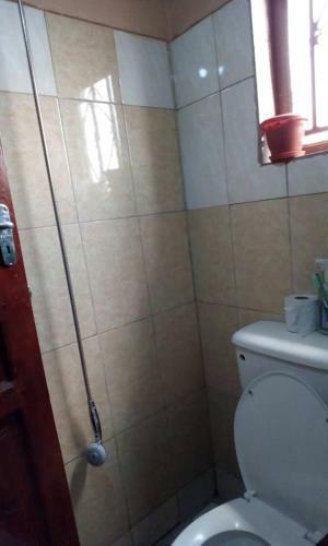 Hostal MH Guest House Nsambya