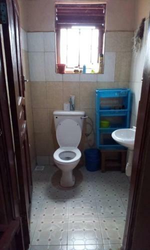 Hostal MH Guest House Nsambya