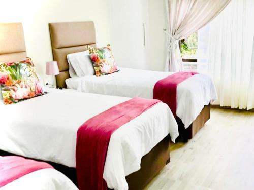 Hostal C&c Hotel Vibes Randpark Ridge Jhb 14 Units Available