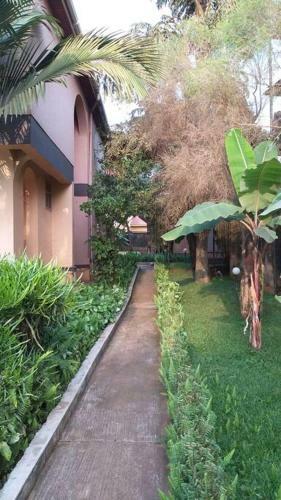 Villa For Rent In Kampala Najjera