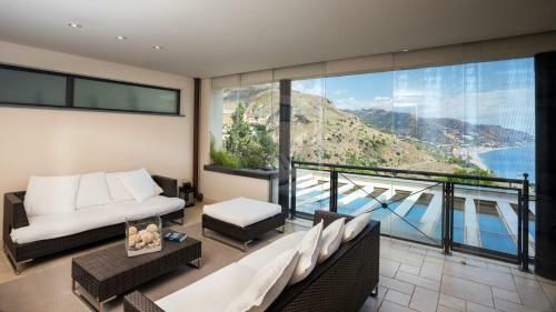 Apartamento Casa Silva - Panoramic Pool & Parking Space