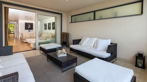 Apartamento Casa Silva - Panoramic Pool & Parking Space