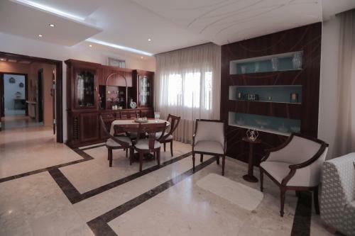 Manifique Villa Avec Piscine, Pour Famille