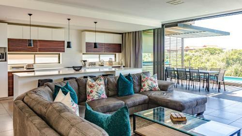 Villa 8 Oceans Edge, Zimbali Coastal Resort, Ballito