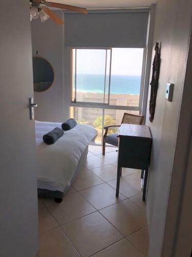 Amazing Sea View Apartment In Ballito