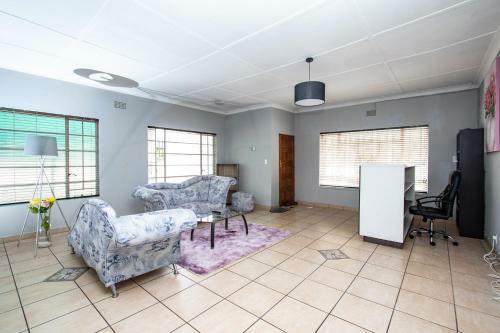 Hostal Willow Guest House