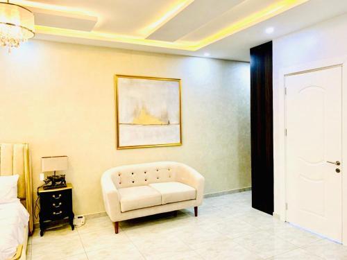Shortlethomes Tiara's Short Let Apartment In Lekki Phase 1