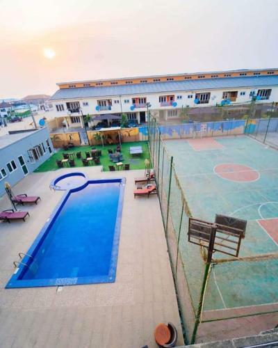 Bol Lodge And Apartment