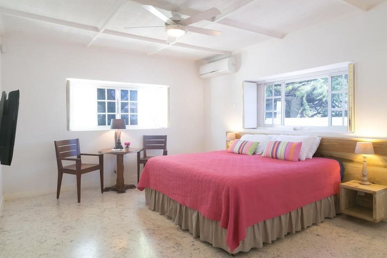 Pauline�s Apartments