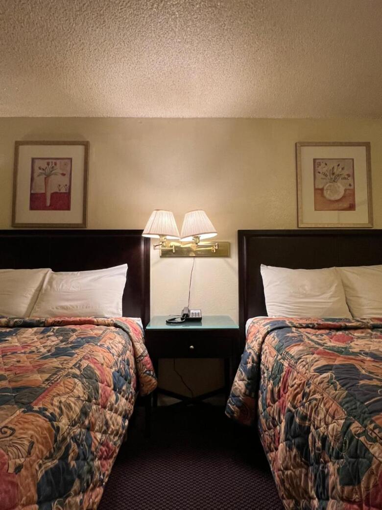 Columbus Motor Inn