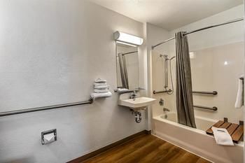 Motel 6 Oakland Airport