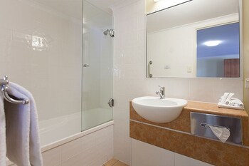 Windmill Motel And Reception Centre